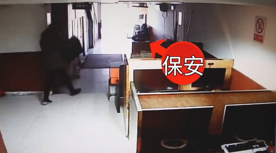 大陆少妇推油按摩毛片