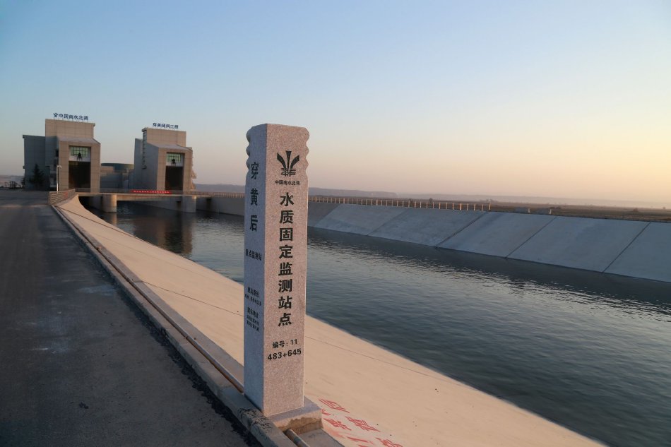 国产我和子的乱视频亲生
