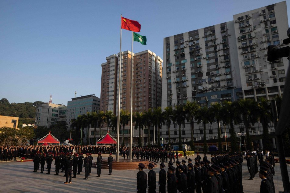 欧美极度另类潮喷