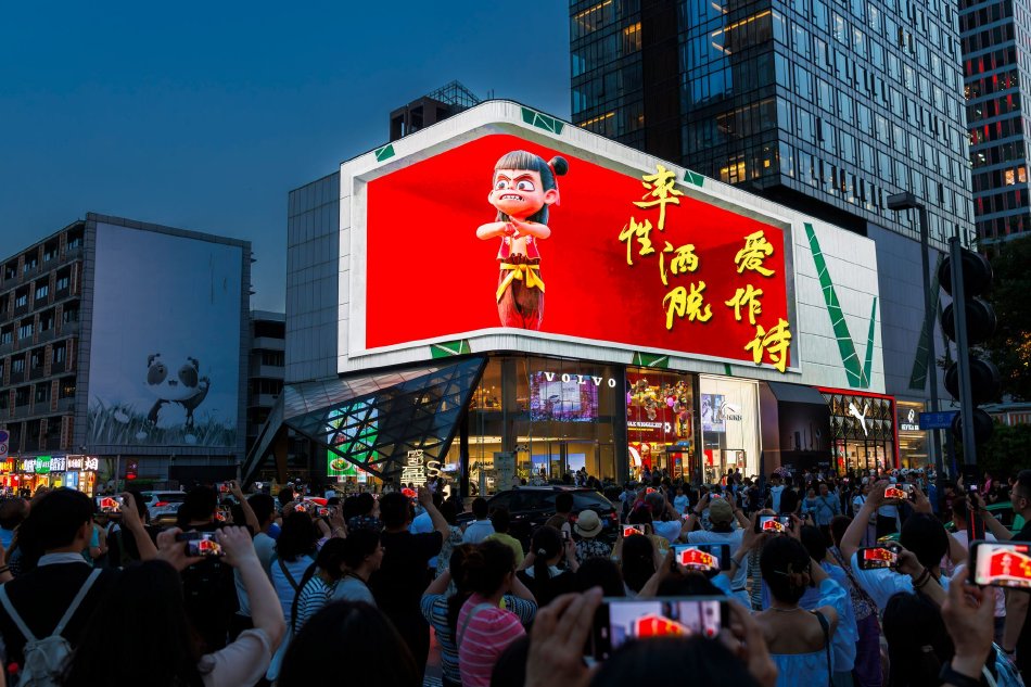 时间静止男子的暑假生活像素游戏