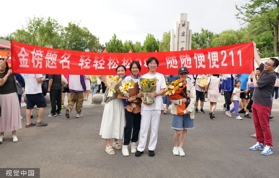 免费日本乱伦片