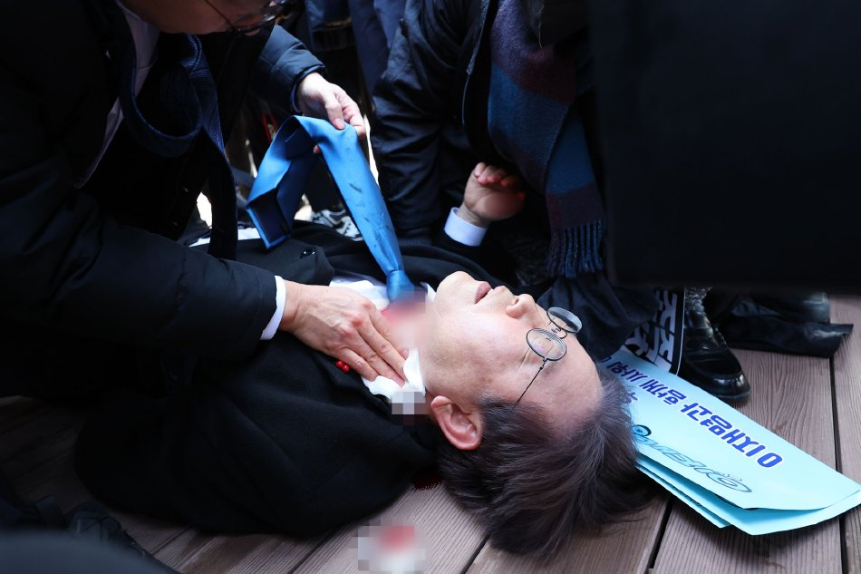 辦公室偷情