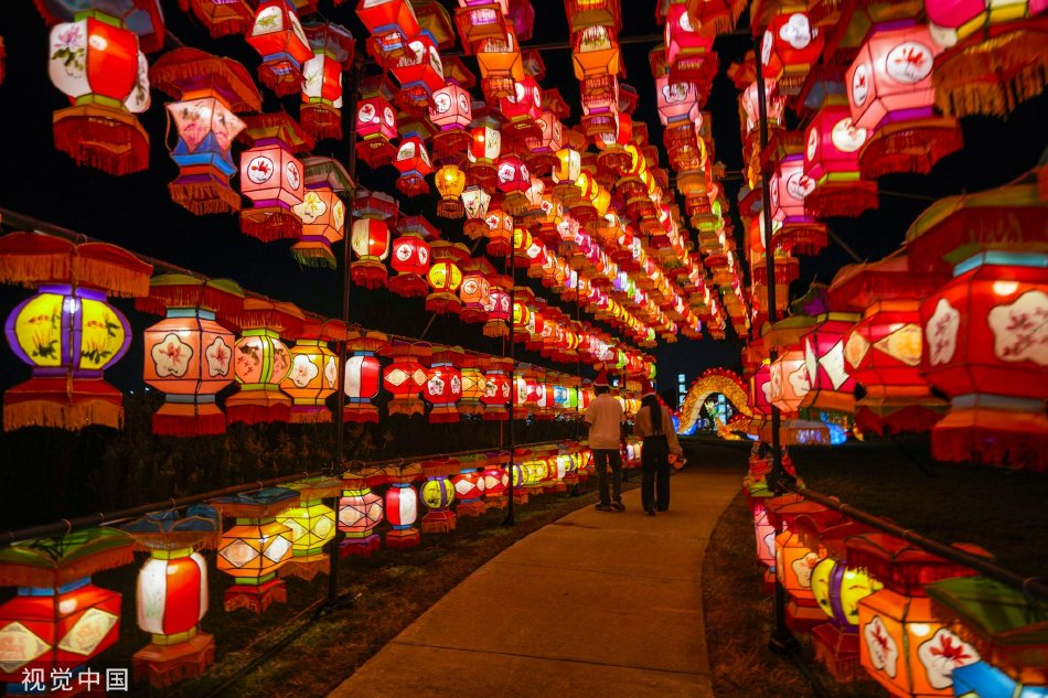 午夜精品秘 一区二区三区城中村