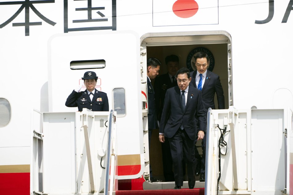 夫妻按摩被操