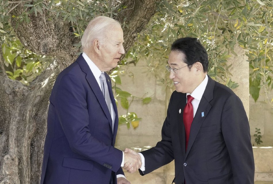 背後位
