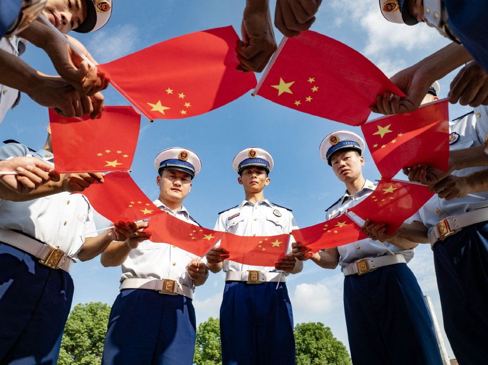 办公室奶边摸边做爰69式
