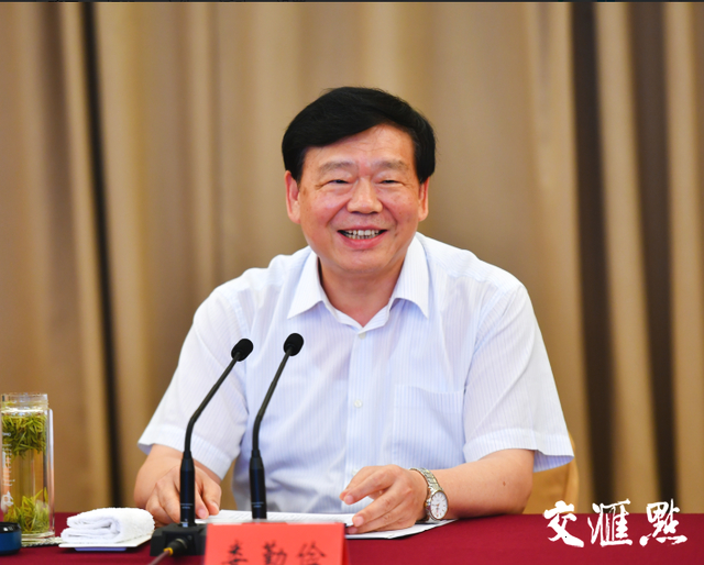 四级黄片图片