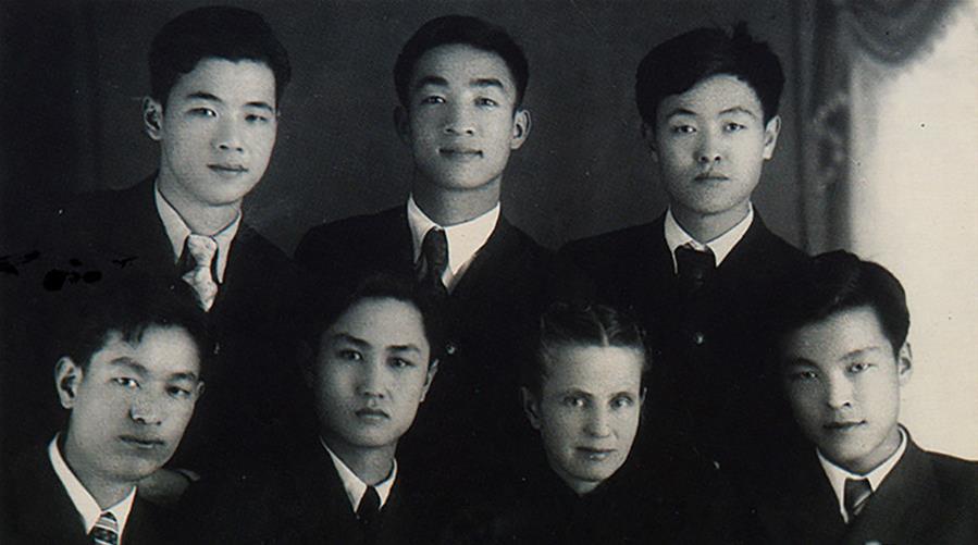 俄罗斯熟妇Hd