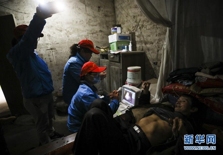 欧美人与禽ZZZOZZO性伦