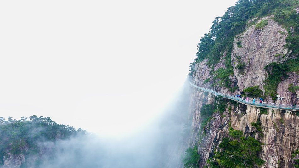 摸胸动态图