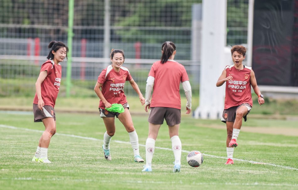 日本家庭性乱伦理片