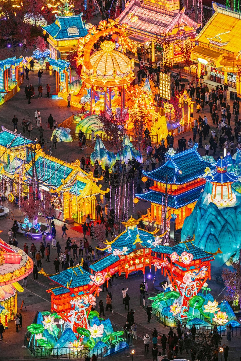 林静公交车轮流澡到高潮