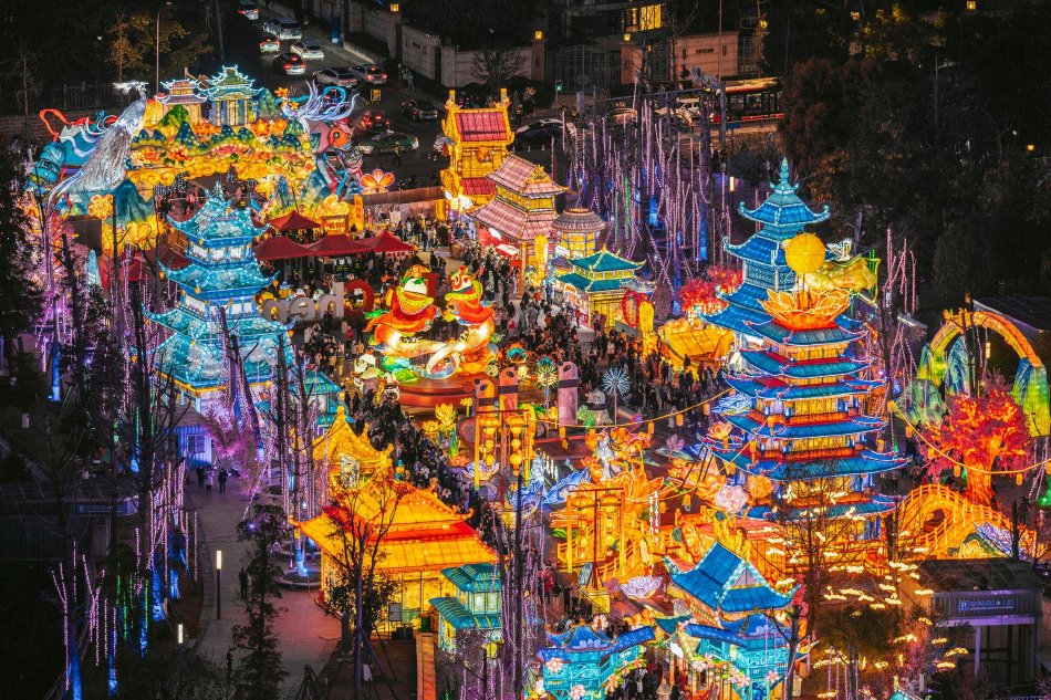 刘嘉玲2046裸体床戏