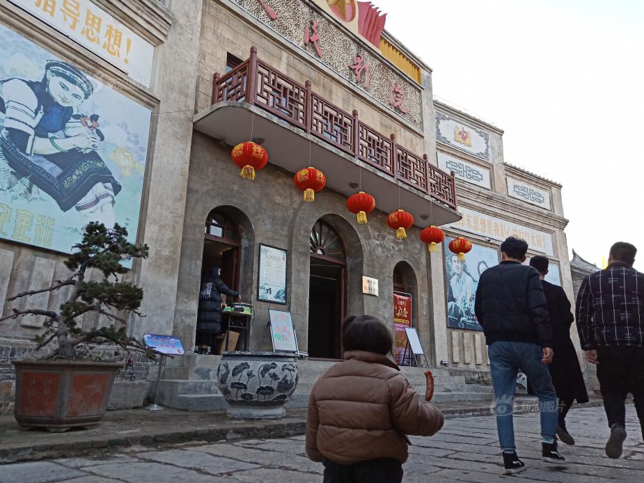 港台伦理四级理伦电影金瓶梅淫史