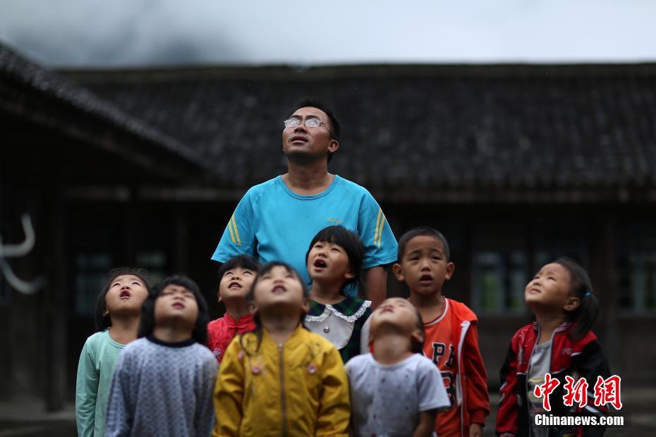 世预赛：喀麦隆“绝杀”阿尔及利亚晋级世界杯