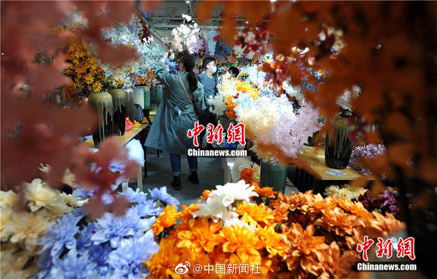 欧美乱妇18P