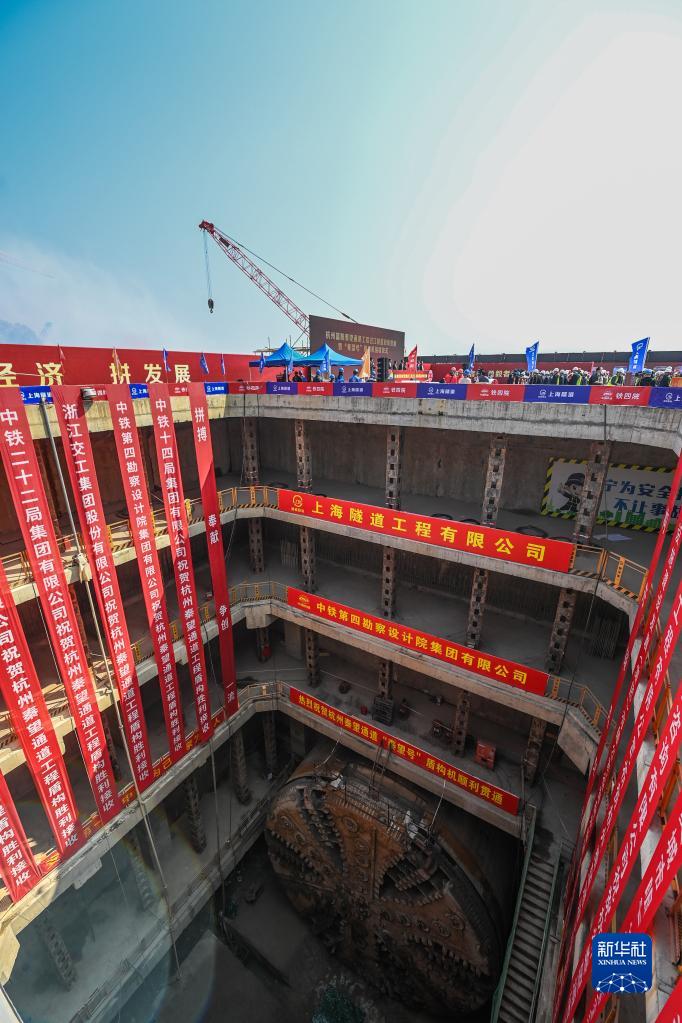 陪睡