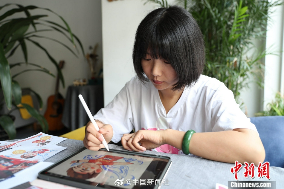 乱伦Wwwhd老太婆