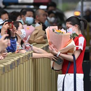 美女露‰100双奶无遮挡
