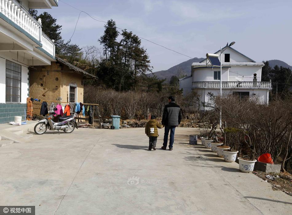 免费人成在线观看欧美精品