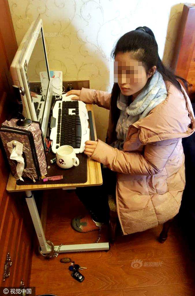 张柏芝扒下内裤露出毛