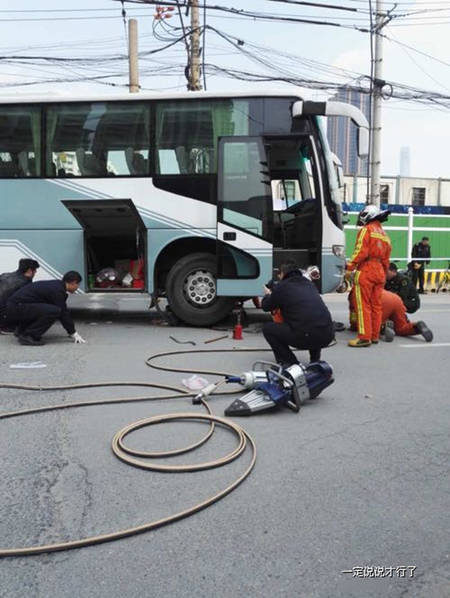 动漫女被   喷水