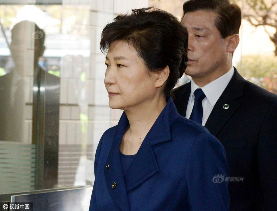 琴井汐里