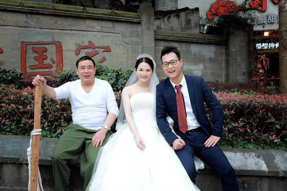 仙桃拍婚纱照_石仙桃(3)