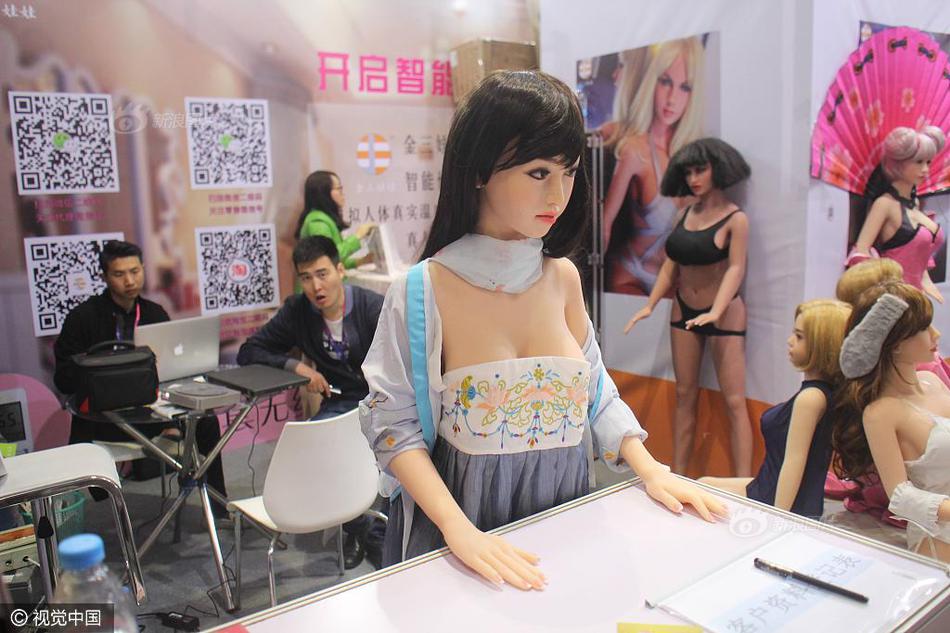 韩国三级女李采潭
