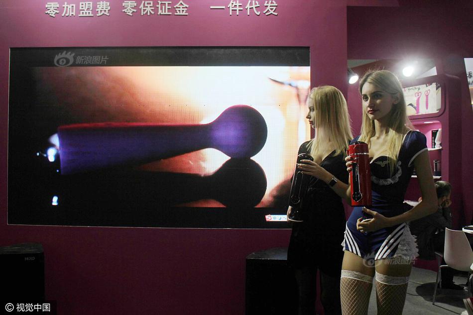 公园女厕偷窥100部A片