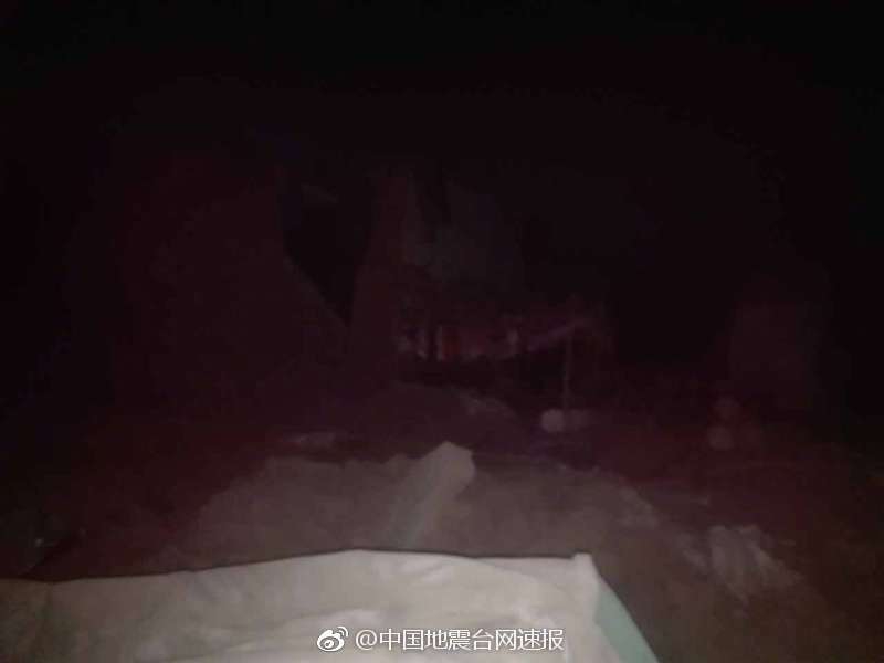 美女露%100的尿孔无档图片
