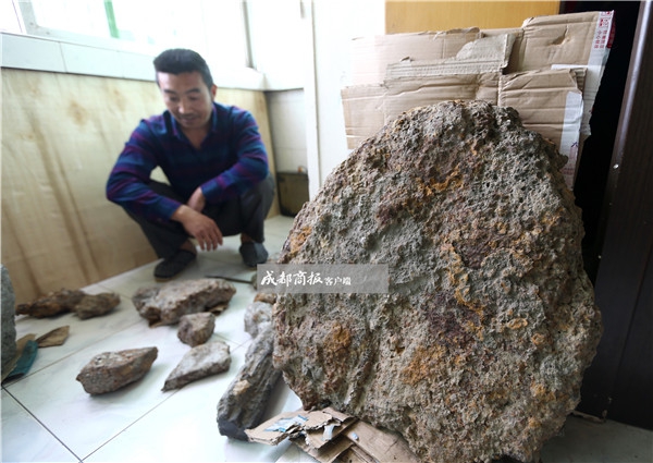 看禾苗非的黄色电影三级片夫妻生活片