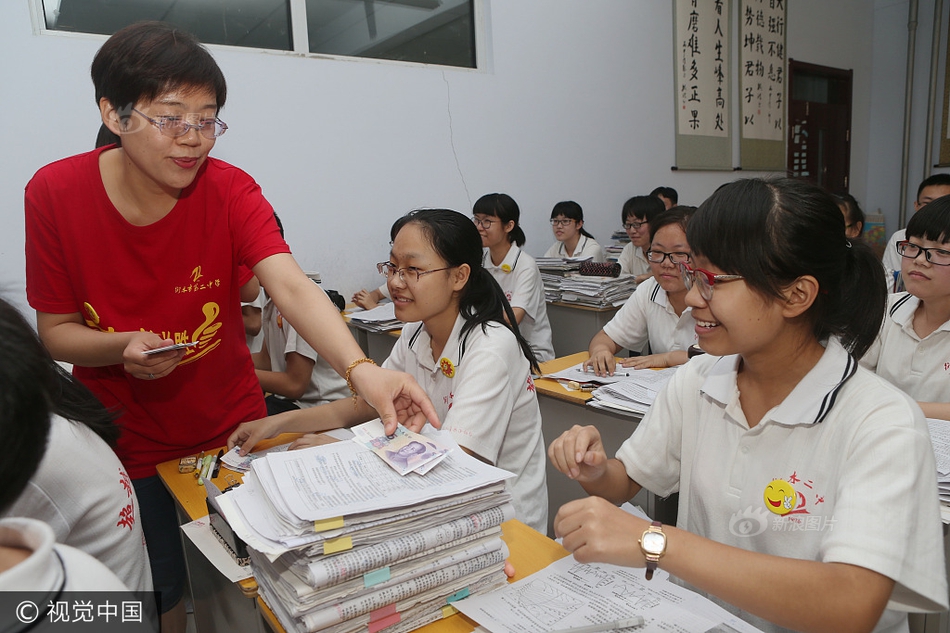 免费的黄色女人破处