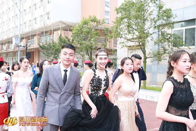 台湾 18 成人 网