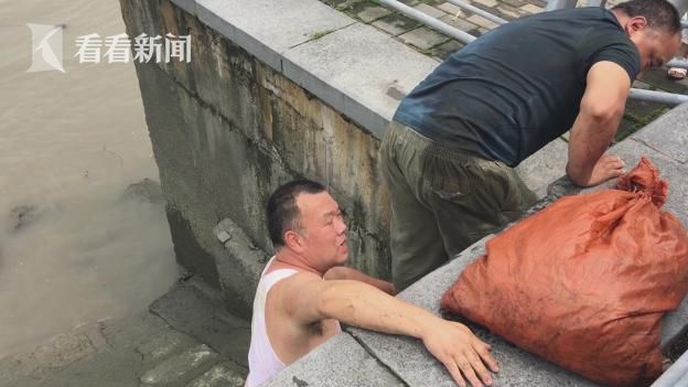 白丝美女被操
