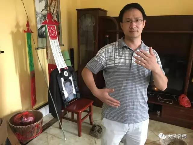 老太婆性猛交 XX 乱