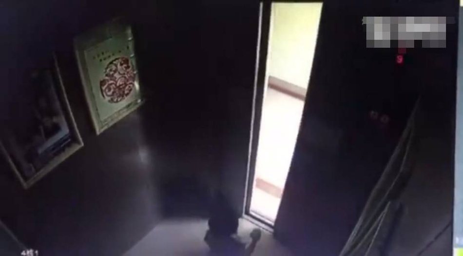 爆奶