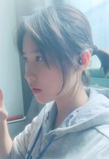 Chie Aoi 葵千恵