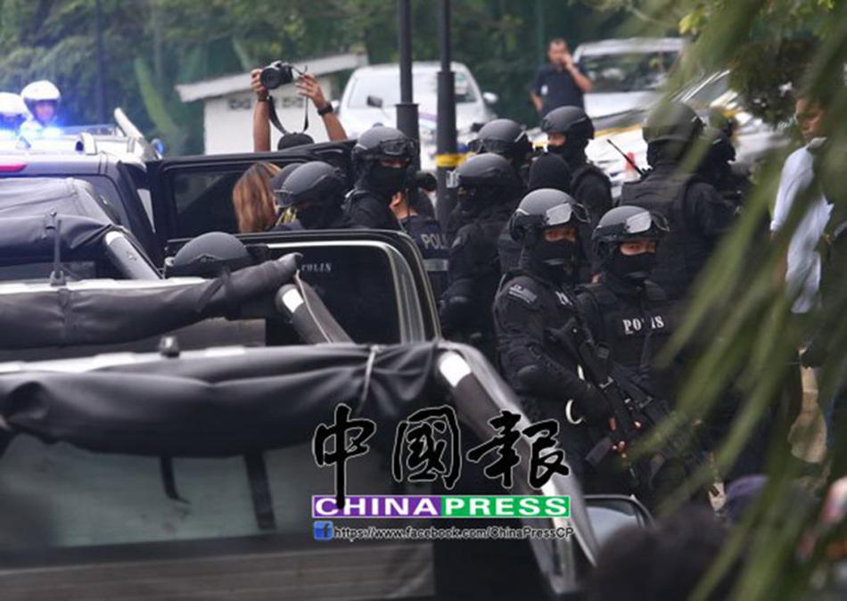 国产精品一区二区久久末发育娇小