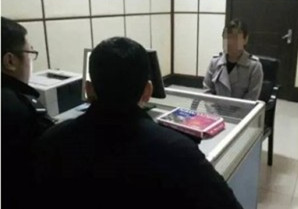 欧美人成免费小视频