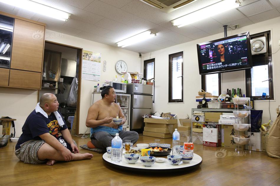 亚洲老少配性、