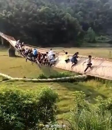 Videossex性暴深喉