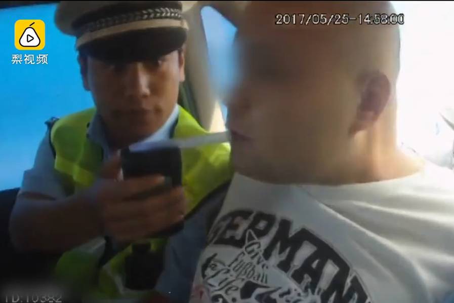 美女免费黄色永久视频