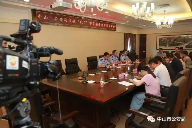 粉嫩虎白女p虎白女蜜桃