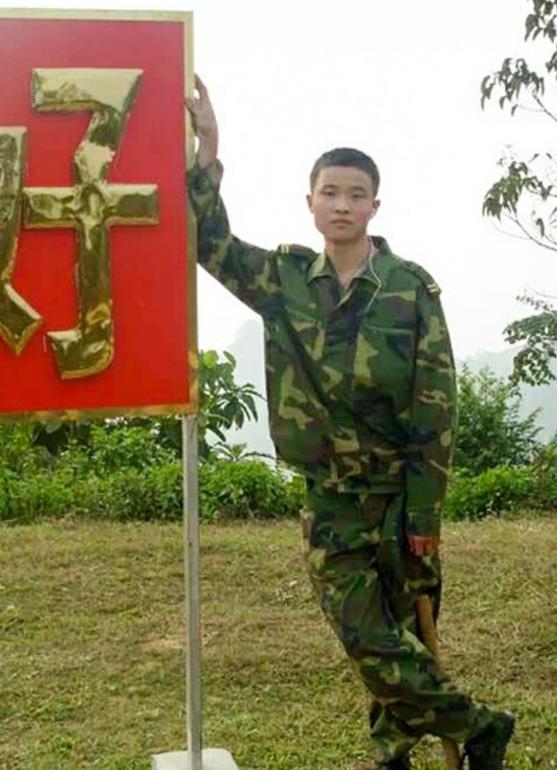 美女扒开胸罩秘 免费网站动漫