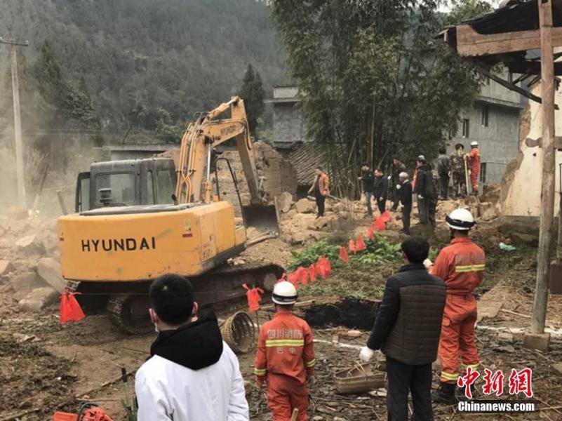 直男爆c小受疼哭了