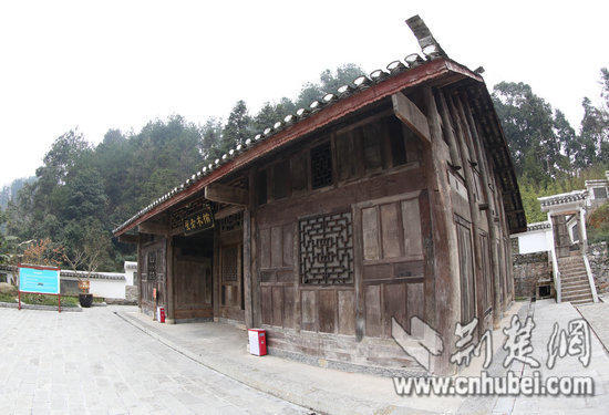 黄色三级三级中国