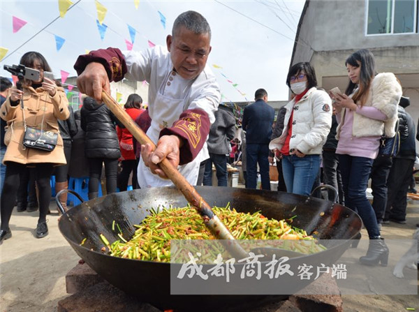 中国老头吃老头j亅巴