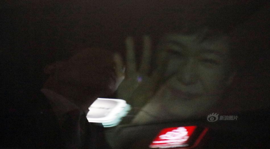 荷兰性培训机构性爱初次视频
