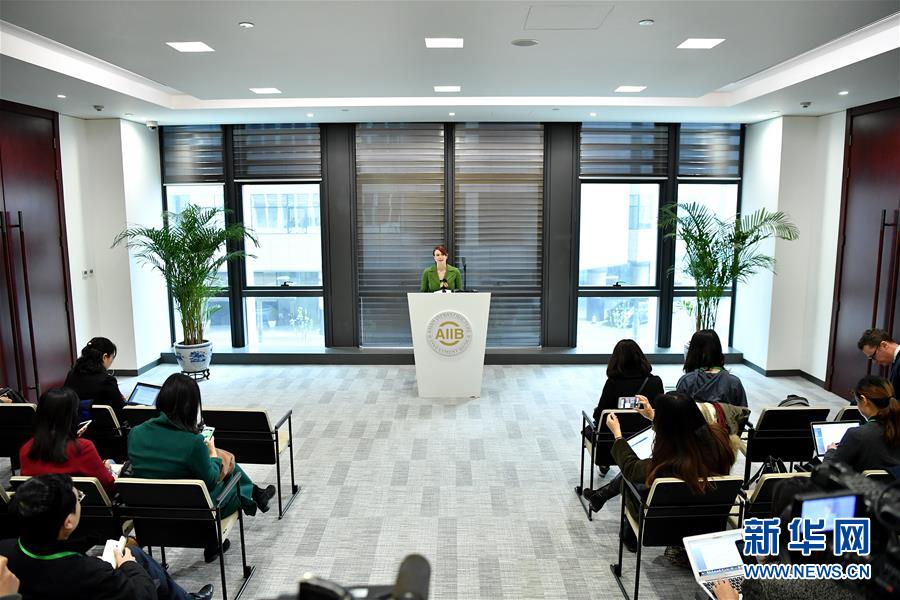 欧美人与人动人物2024 心理学